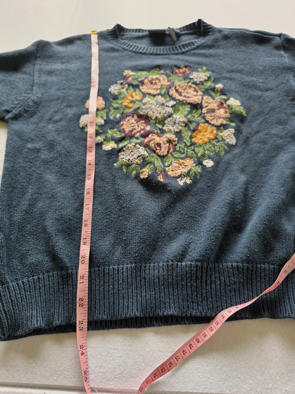 Lizsport navy crewneck